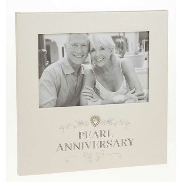 Pearl Anniversary Photo Frame 6 x 4