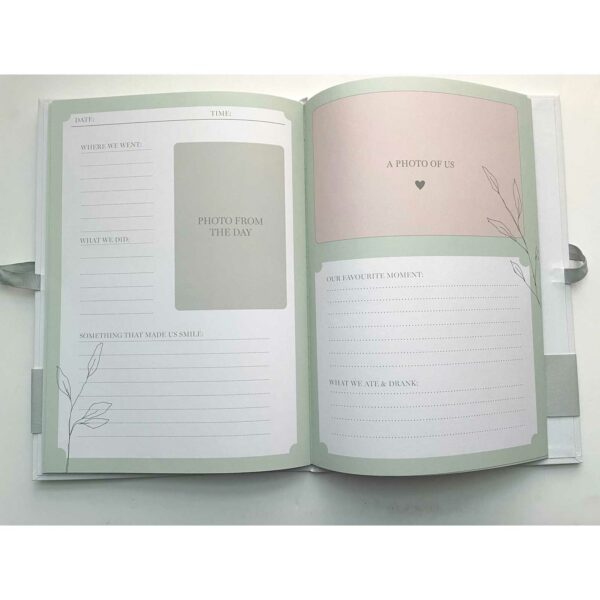 Amore Wedding Record Keepsake Book - Image 8