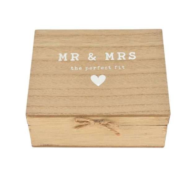 Love Story Wedding Collection Wooden Pair of Keyrings in Box "Mr" & "Mrs" box